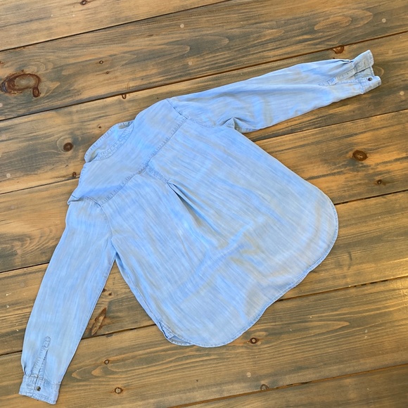 Orvis denim high-low shirt - Picture 2 of 8